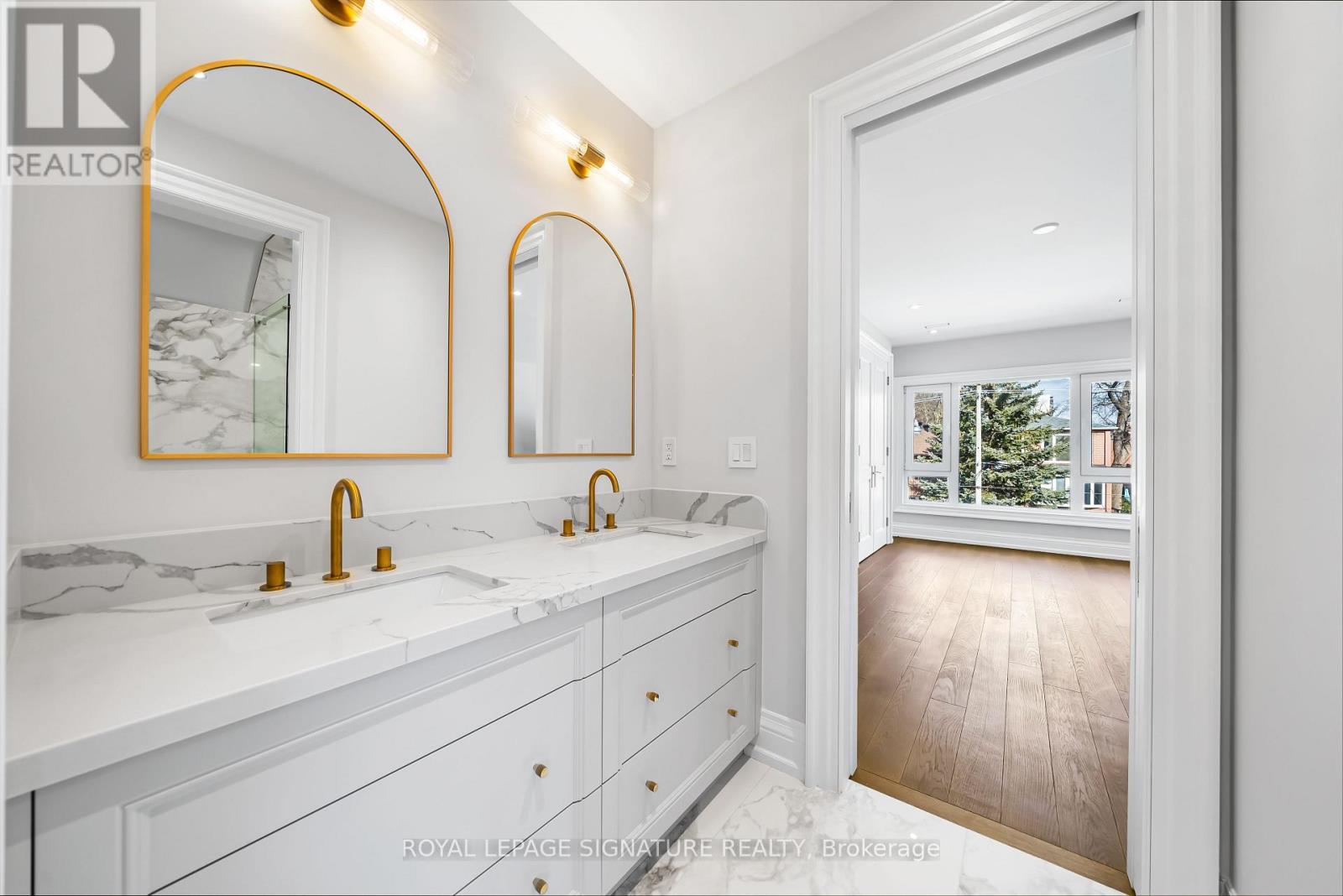 505 SOUDAN AVENUE - 24