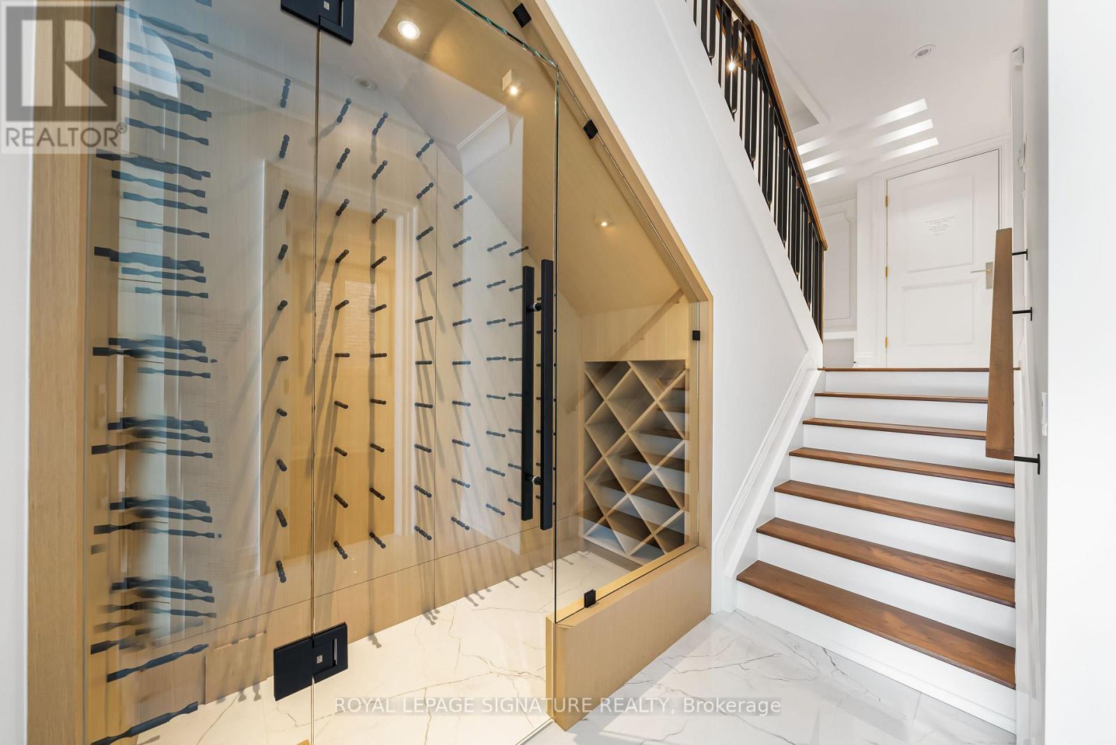505 SOUDAN AVENUE - 28