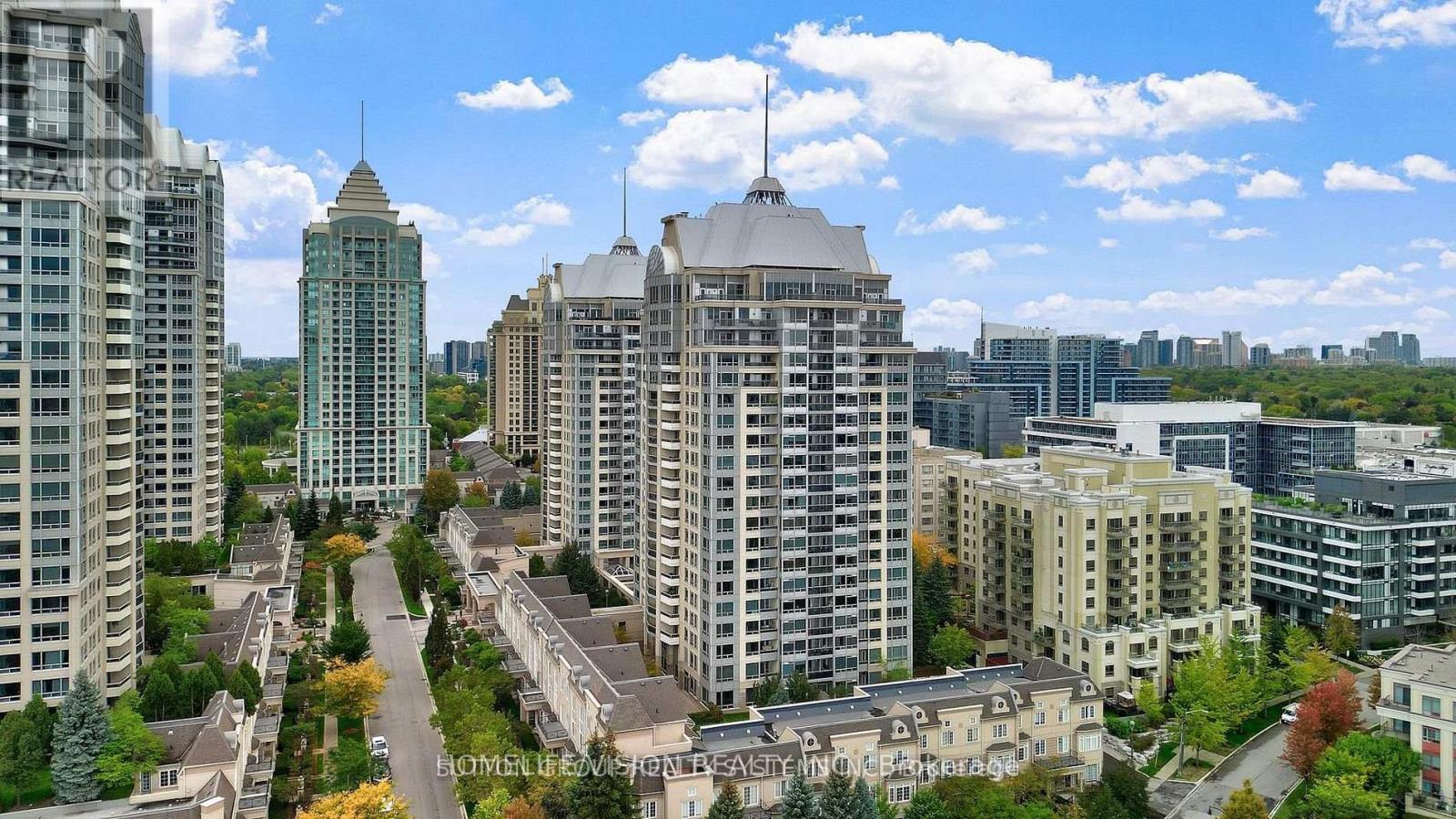 Listing photo of UPH2 - 8 REAN DRIVE