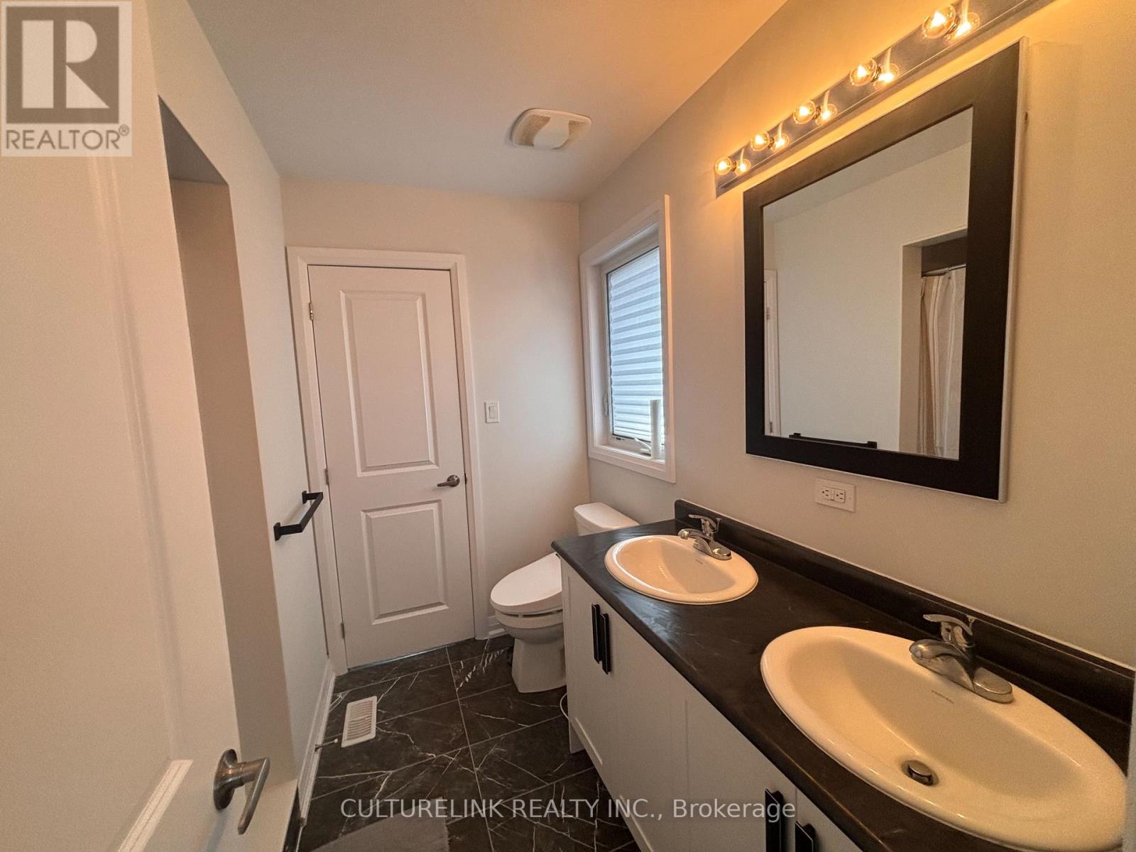 1426 STOVELL CRESCENT - 15