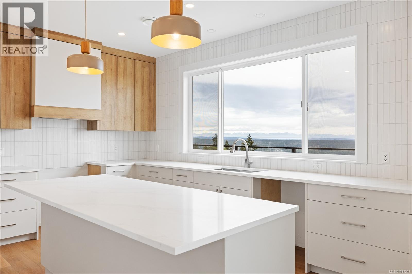 414 Thetis Dr - 13
