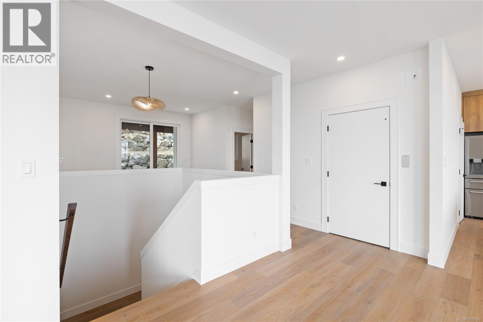 414 Thetis Dr - 23
