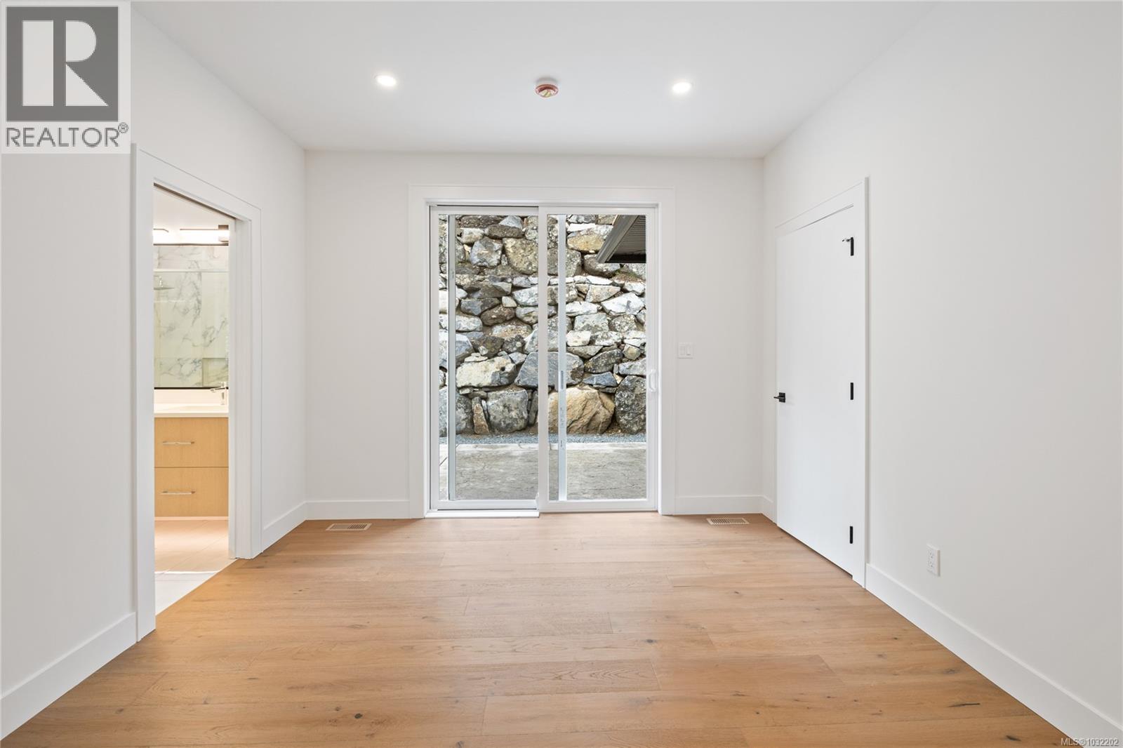 414 Thetis Dr - 27