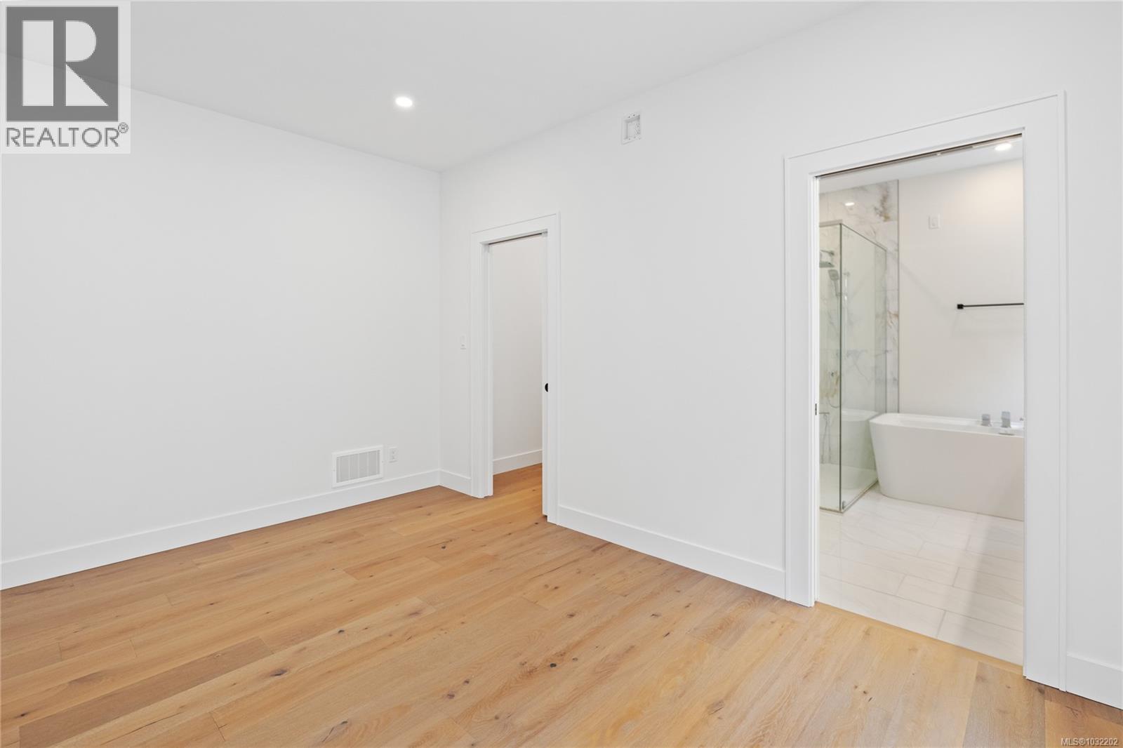 414 Thetis Dr - 29