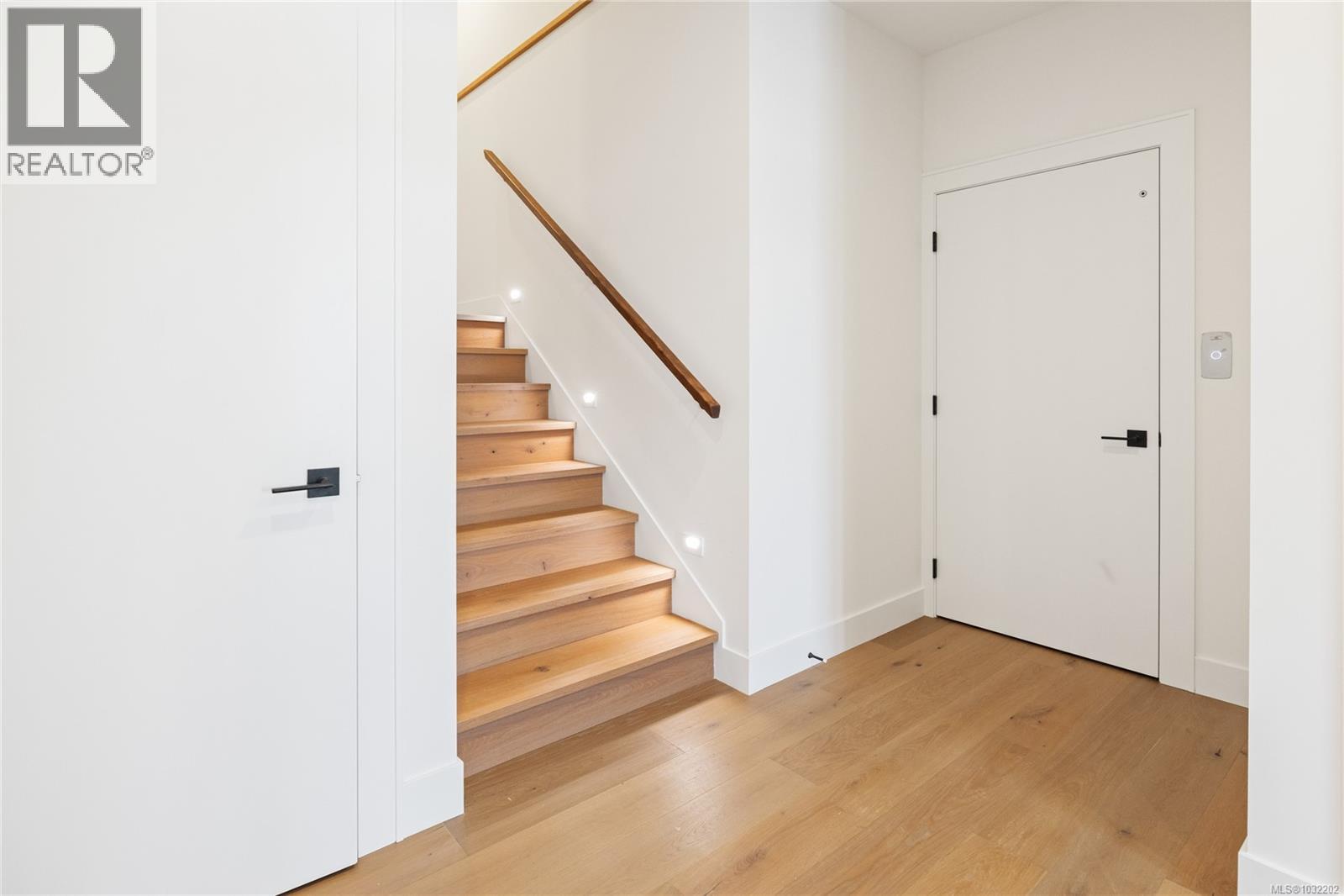 414 Thetis Dr - 35