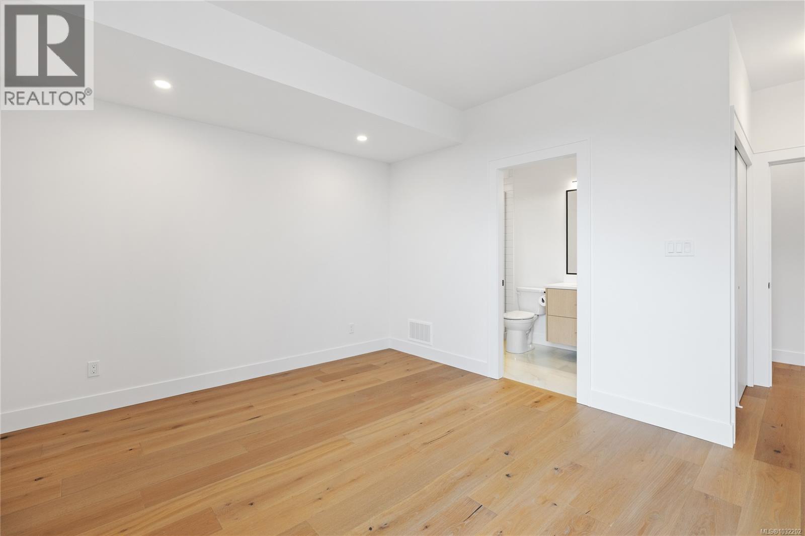 414 Thetis Dr - 39