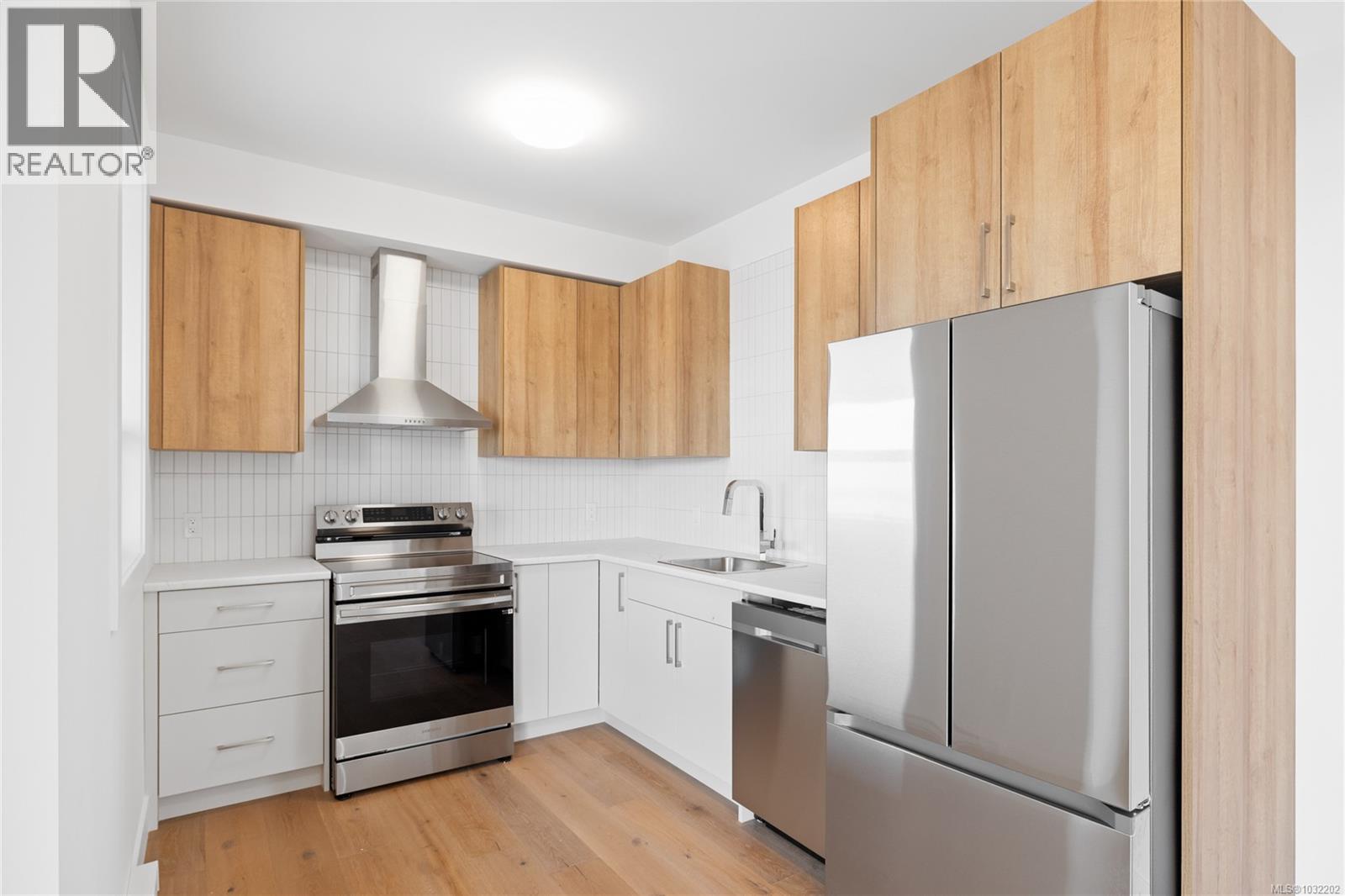 414 Thetis Dr - 45