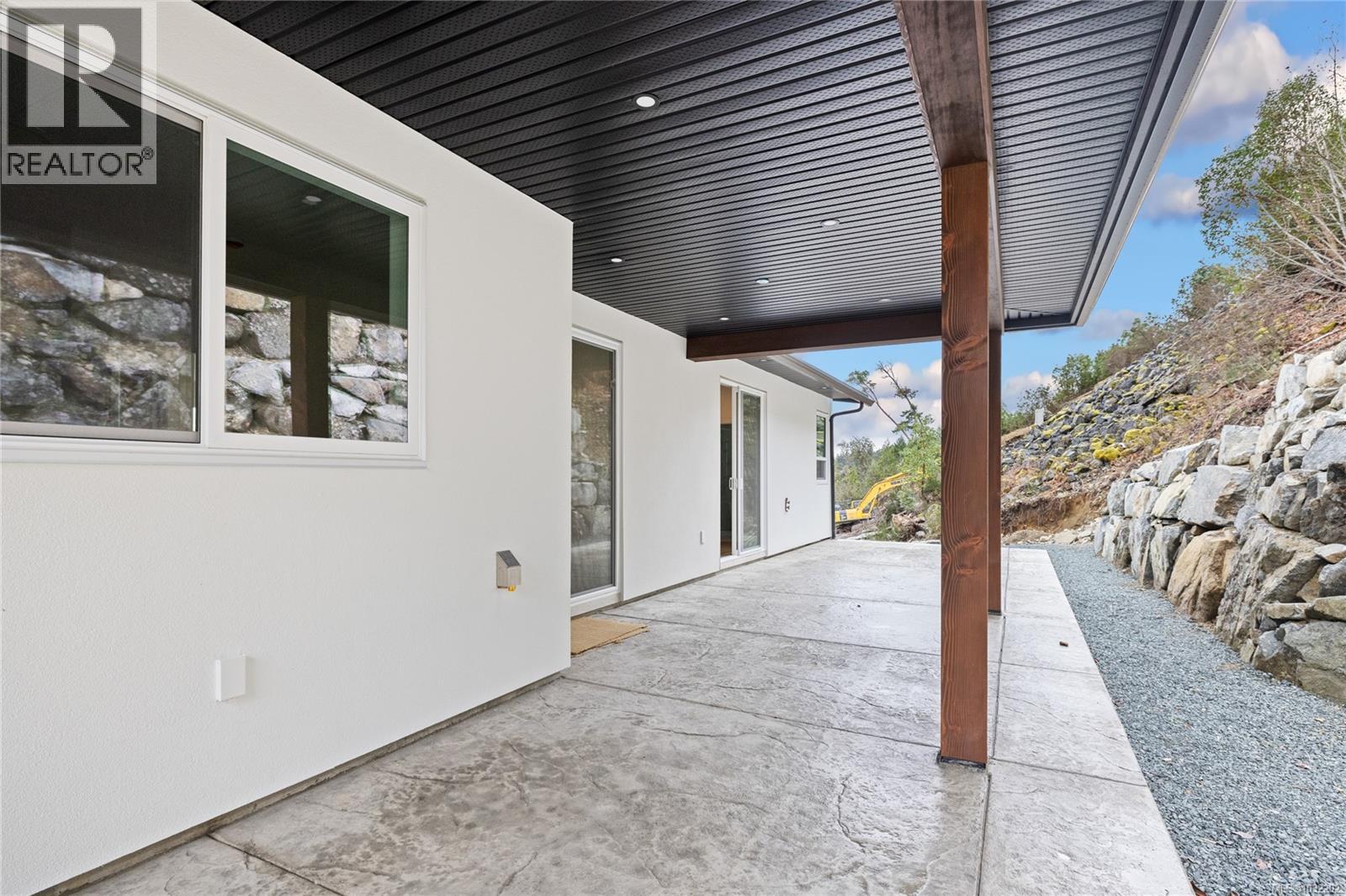 414 Thetis Dr - 52