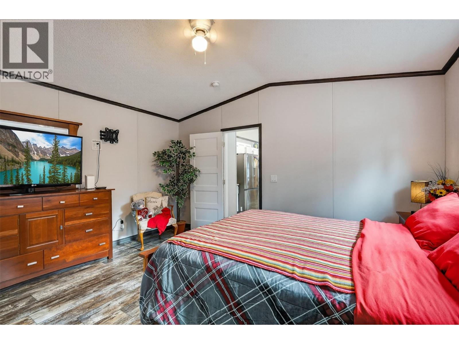 11 5235 Shaw Road, Salmon Arm