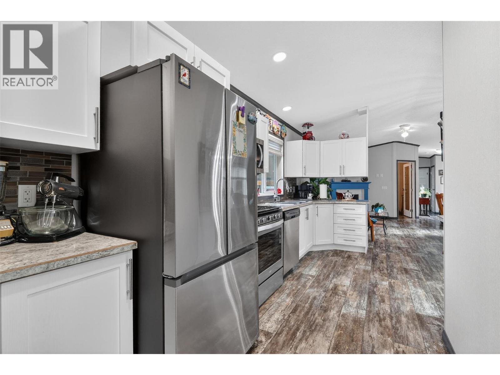 11 5235 Shaw Road, Salmon Arm