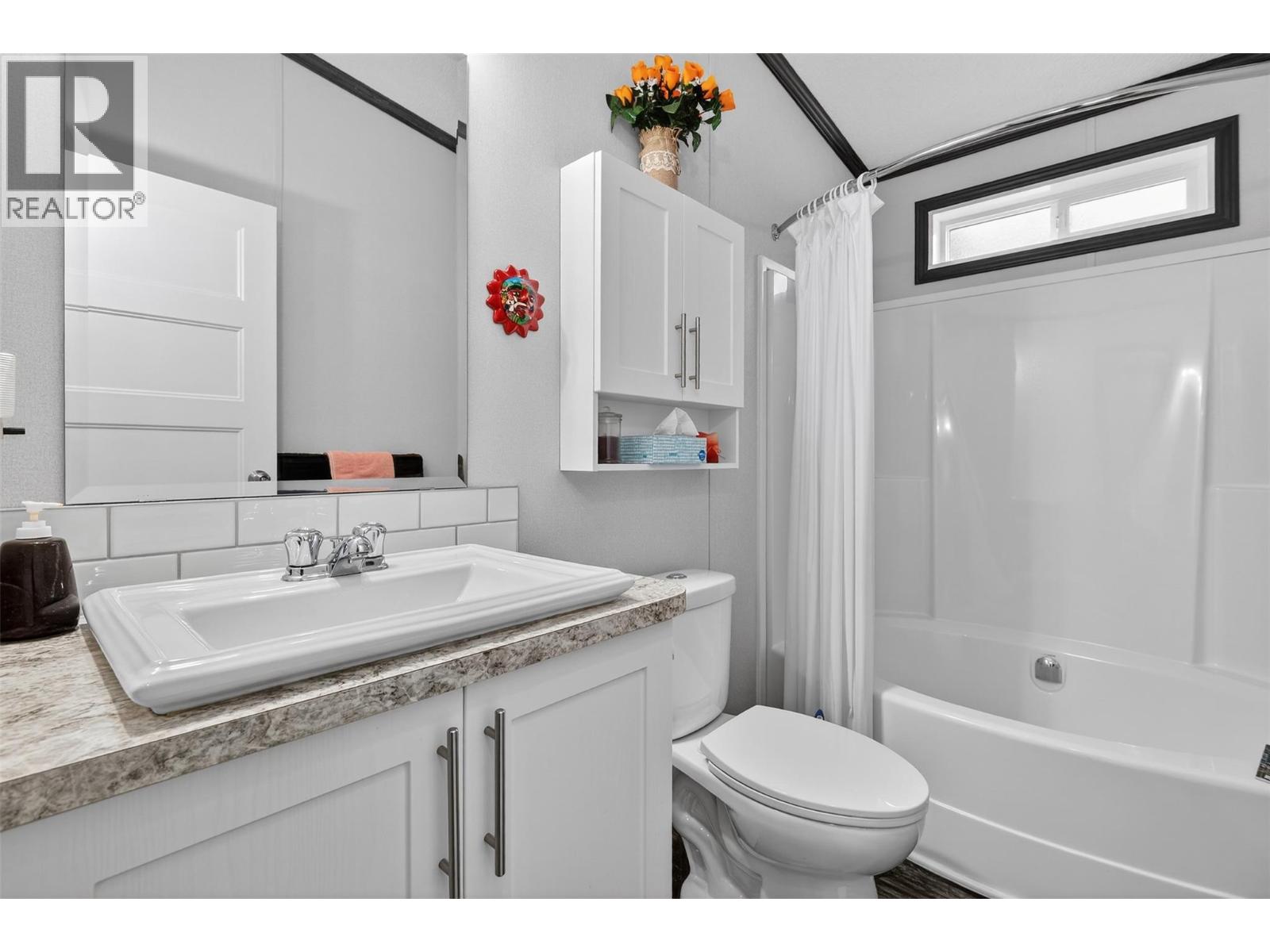 11 5235 Shaw Road, Salmon Arm