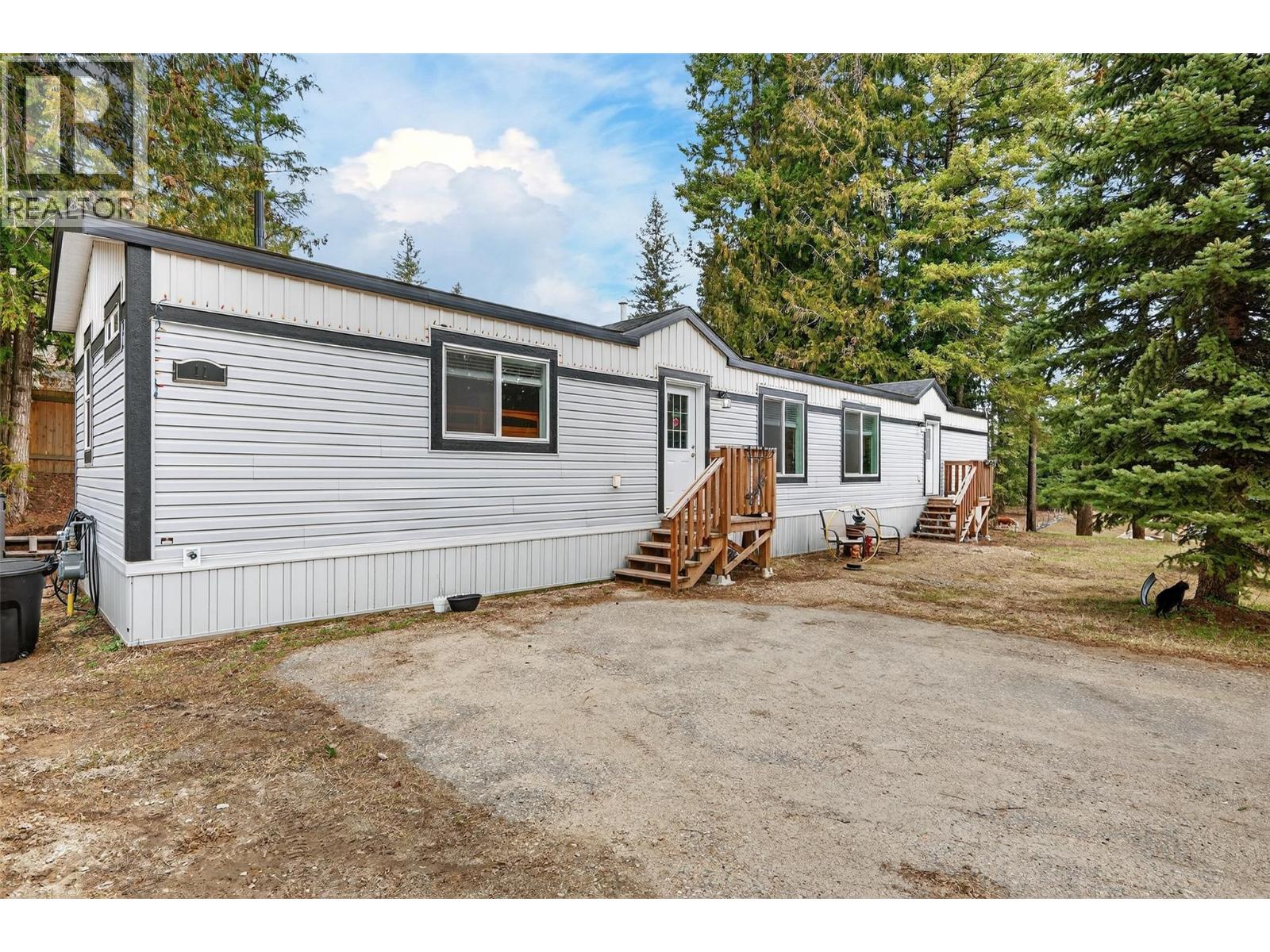 11 5235 Shaw Road, Salmon Arm