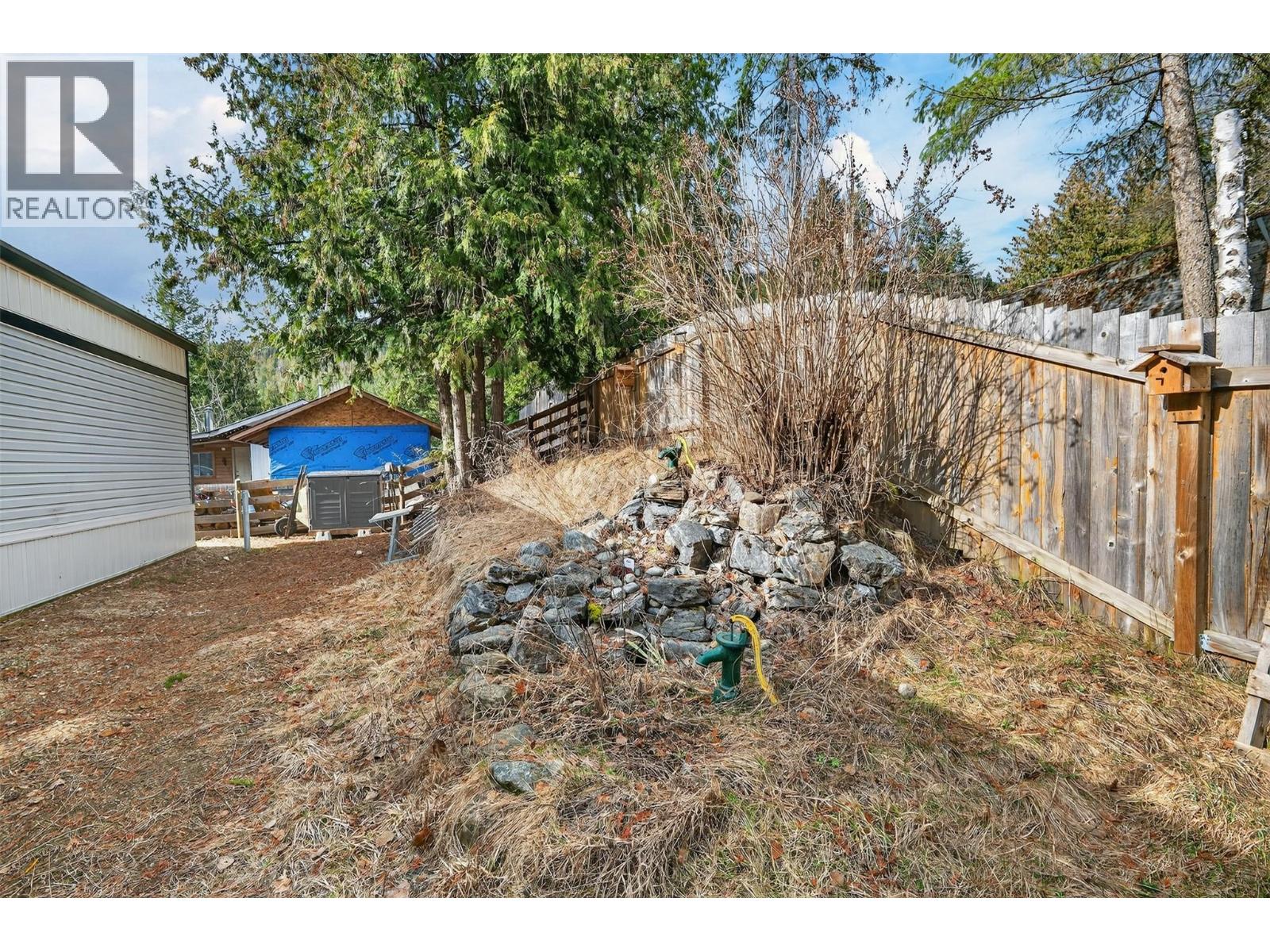 11 5235 Shaw Road, Salmon Arm