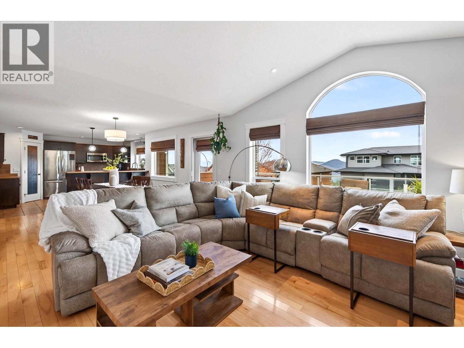 2633 TELFORD DRIVE - 13