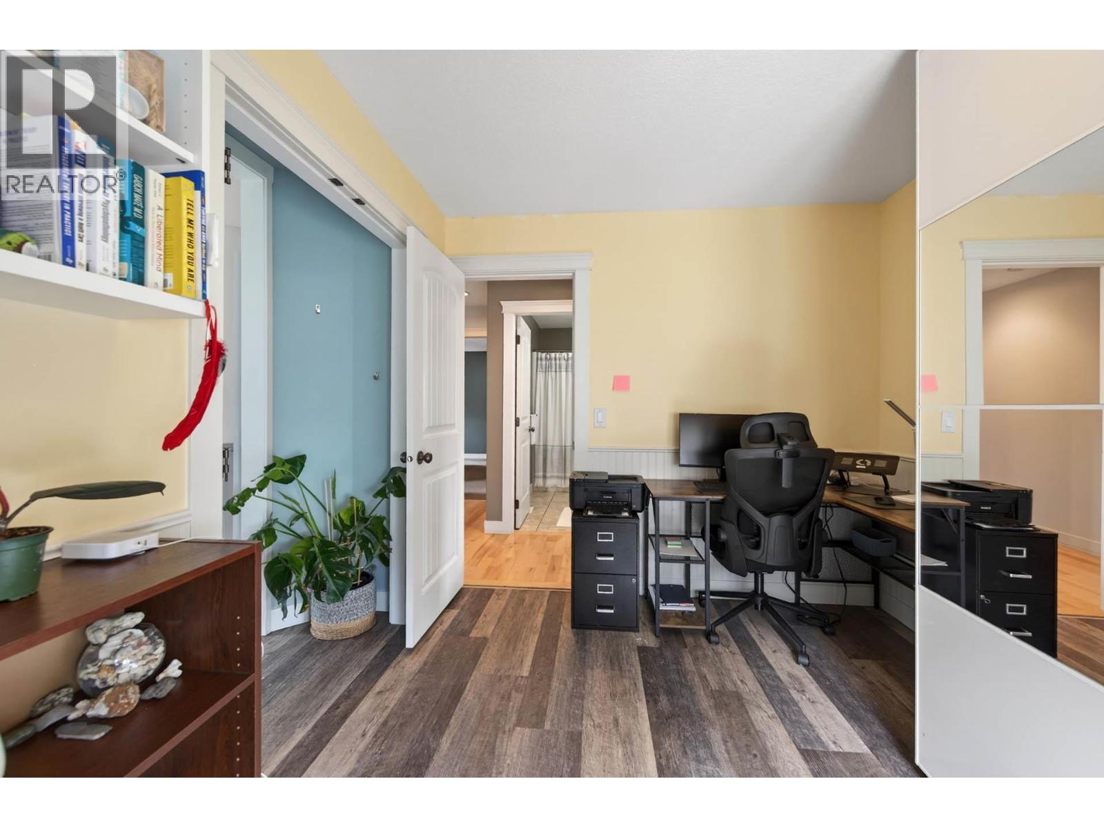 2633 TELFORD DRIVE - 36