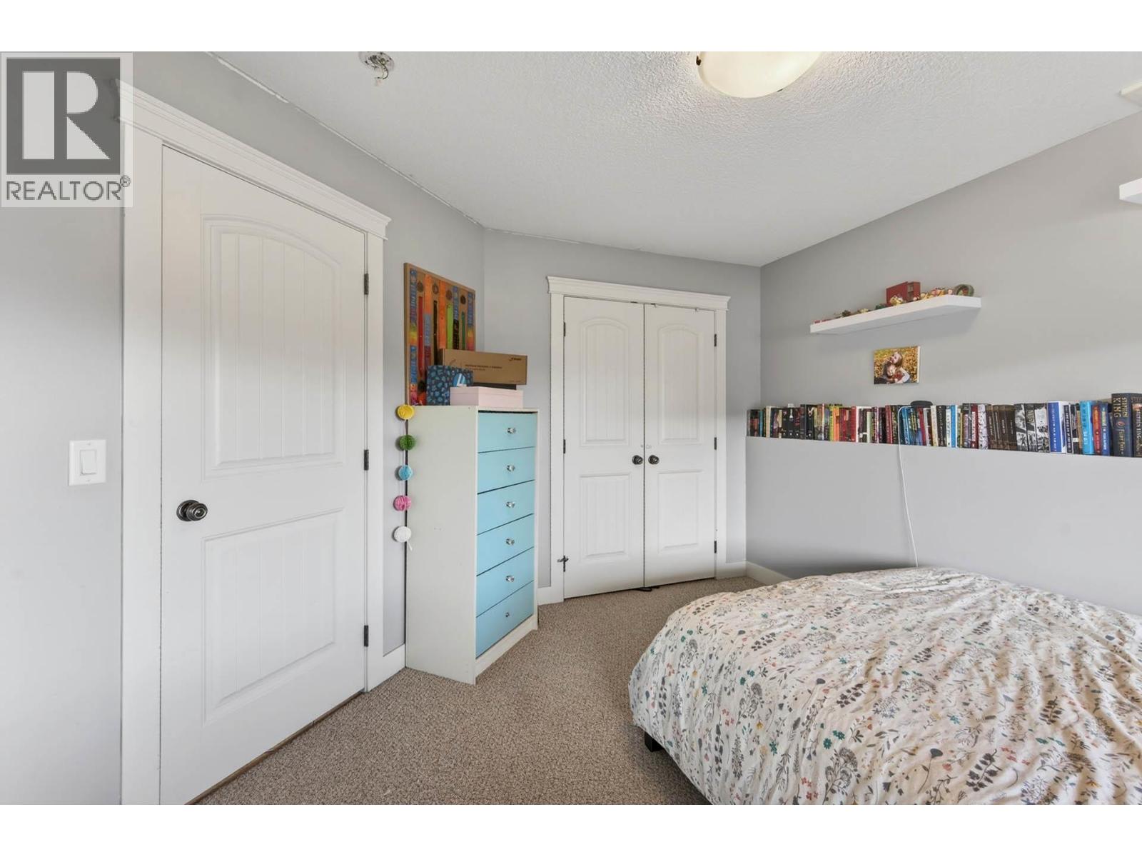 2633 TELFORD DRIVE - 41