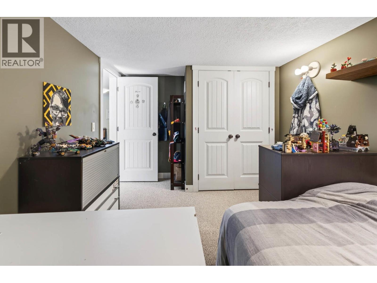 2633 TELFORD DRIVE - 46