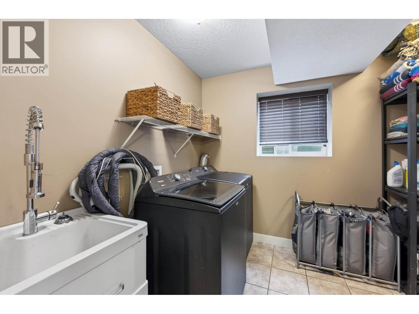 2633 TELFORD DRIVE - 49