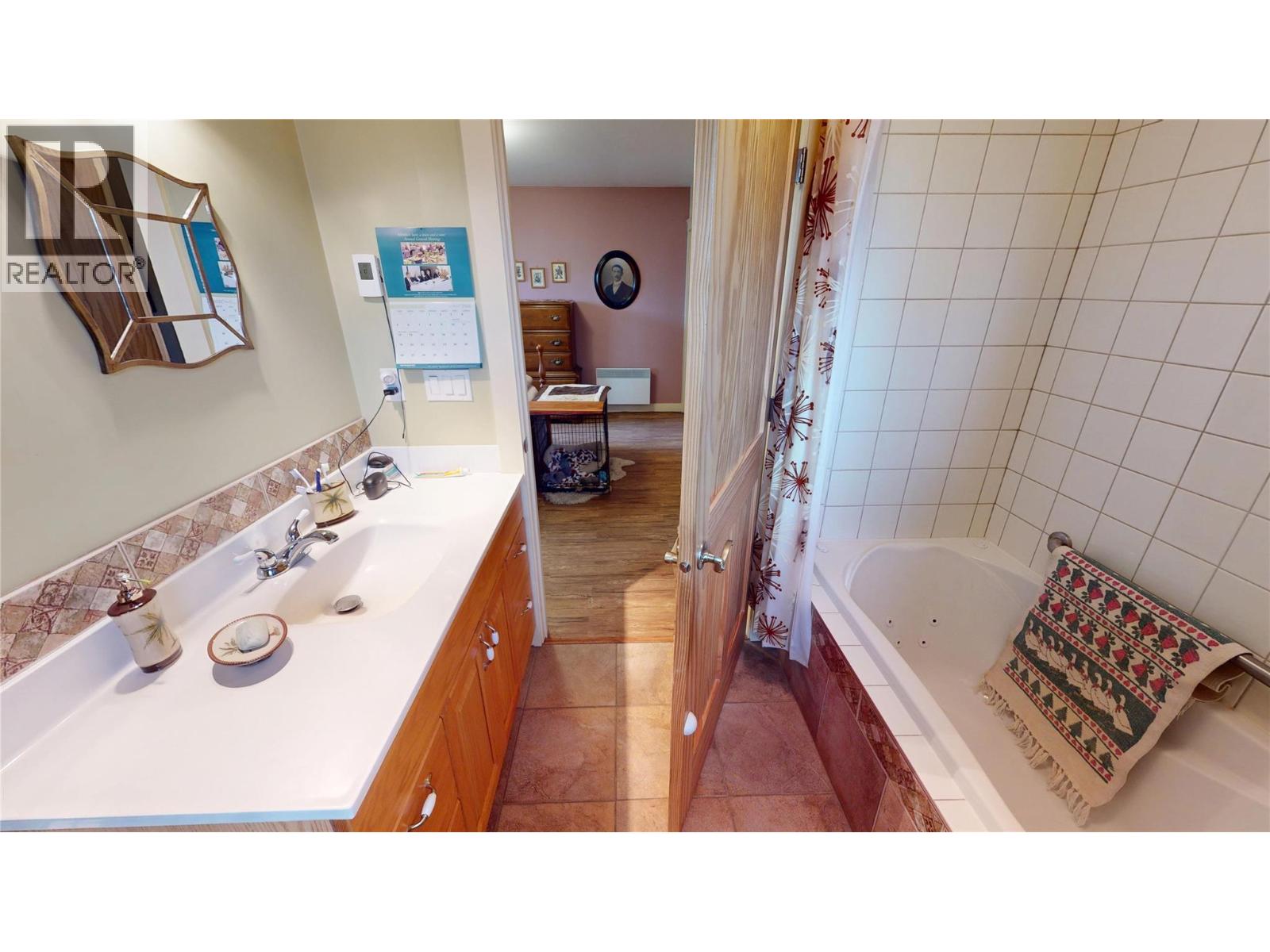 805 16TH AVENUE S - 13