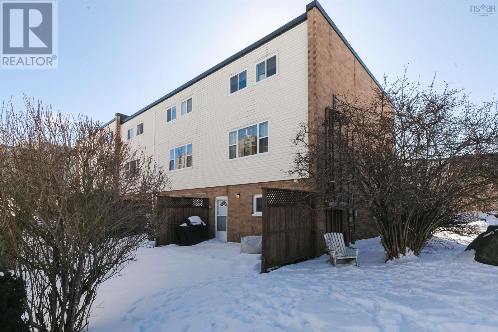 Property 31 of 33 of 5568 Carriageway Crescent