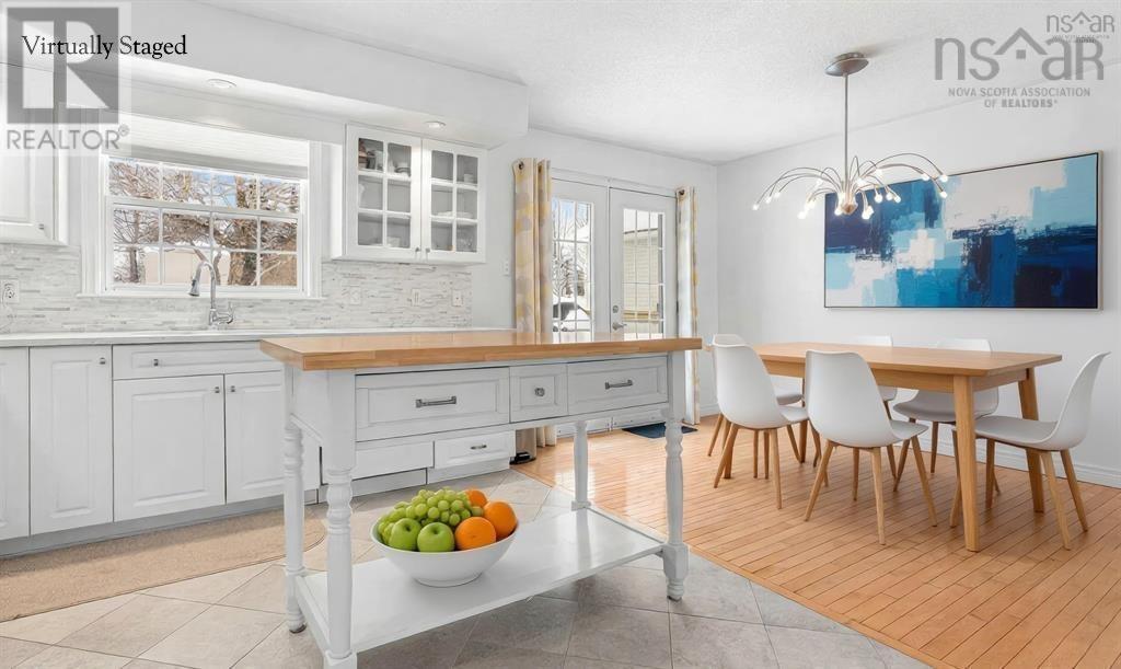 Property 17 of 40 of 32 Falcon Crest Court