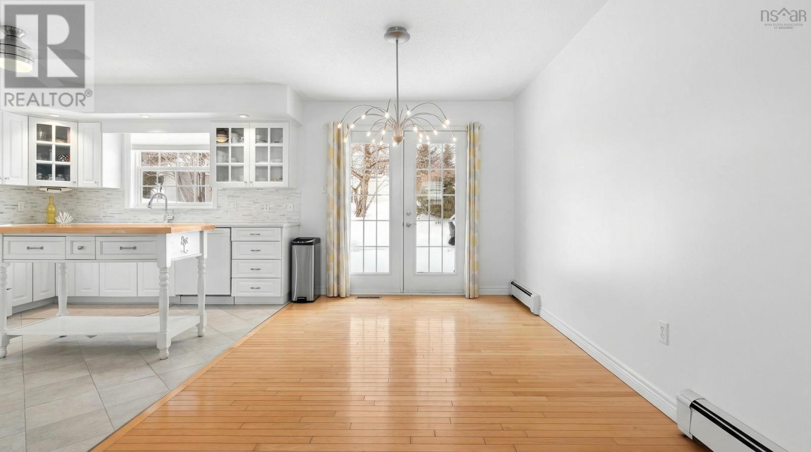 Property 12 of 40 of 32 Falcon Crest Court