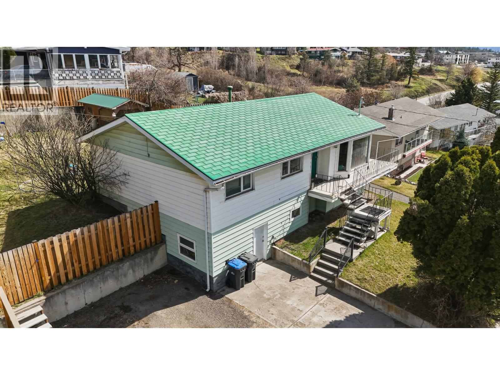 496 N SIXTH AVENUE - 4