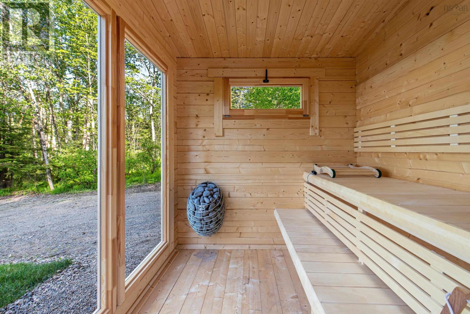 Property 33 of 49 of 4780 Aylesford Road