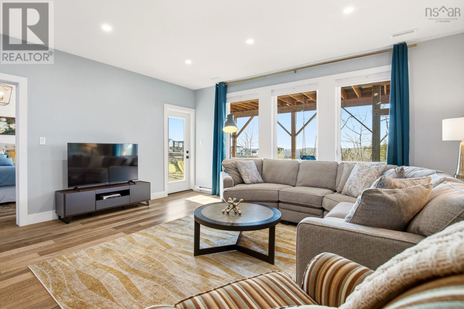 Property 32 of 44 of 83 Brunello Boulevard