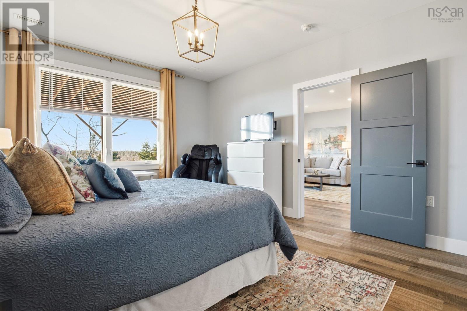 Property 33 of 44 of 83 Brunello Boulevard