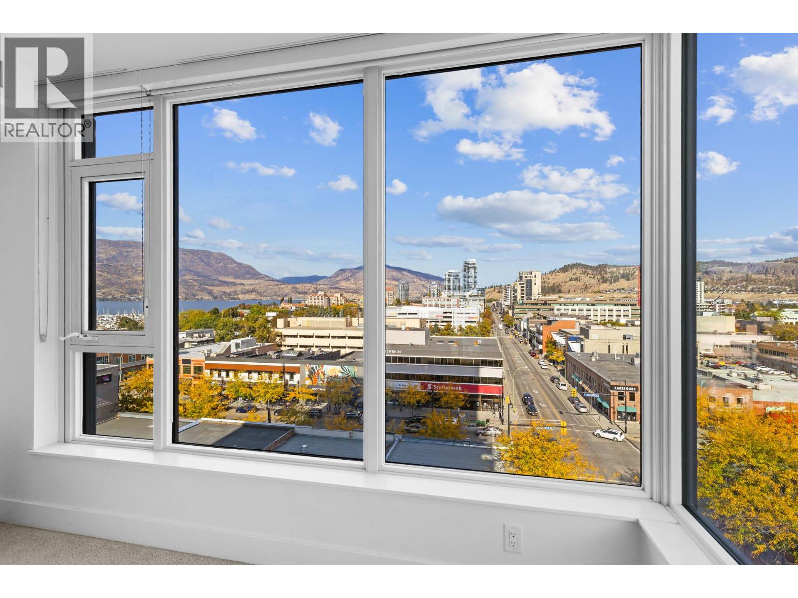 802 1588 Ellis Street, Kelowna