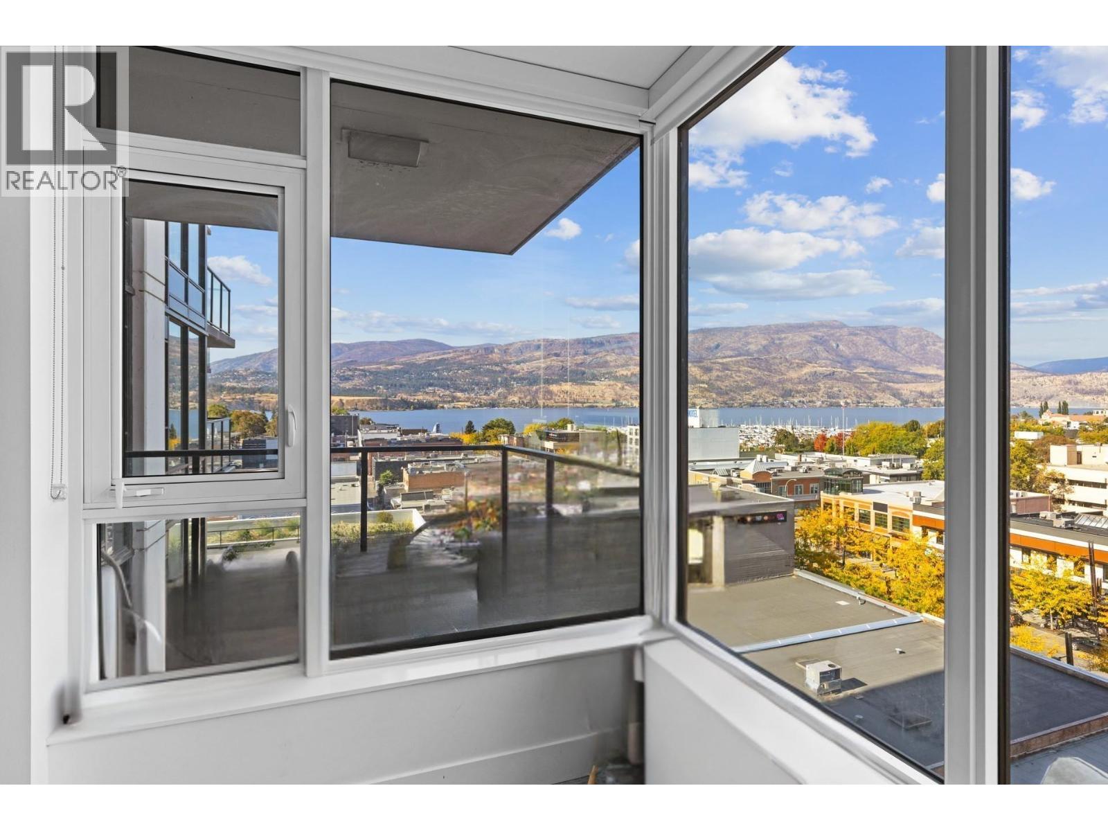 802 1588 Ellis Street, Kelowna
