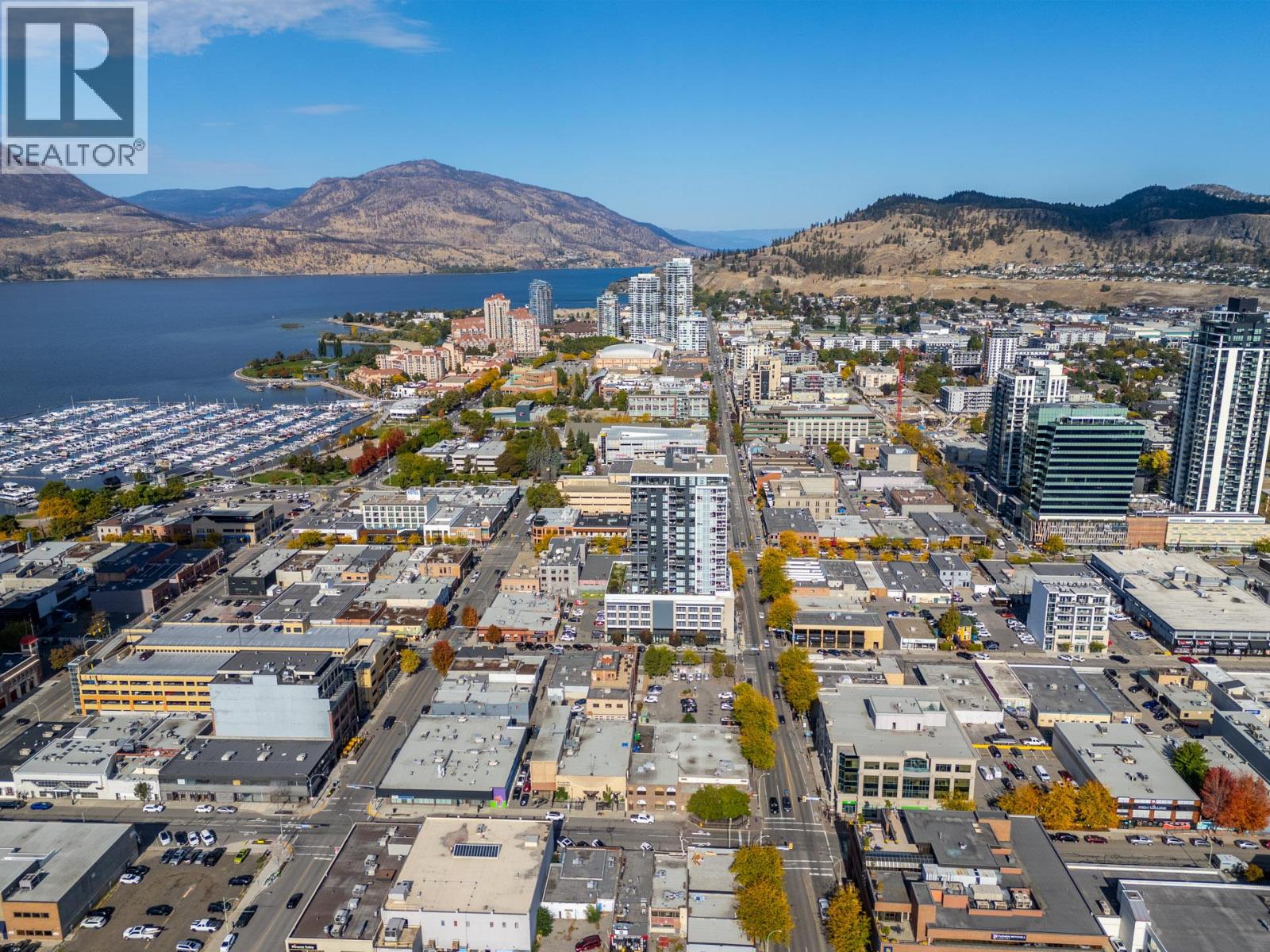 802 1588 Ellis Street, Kelowna