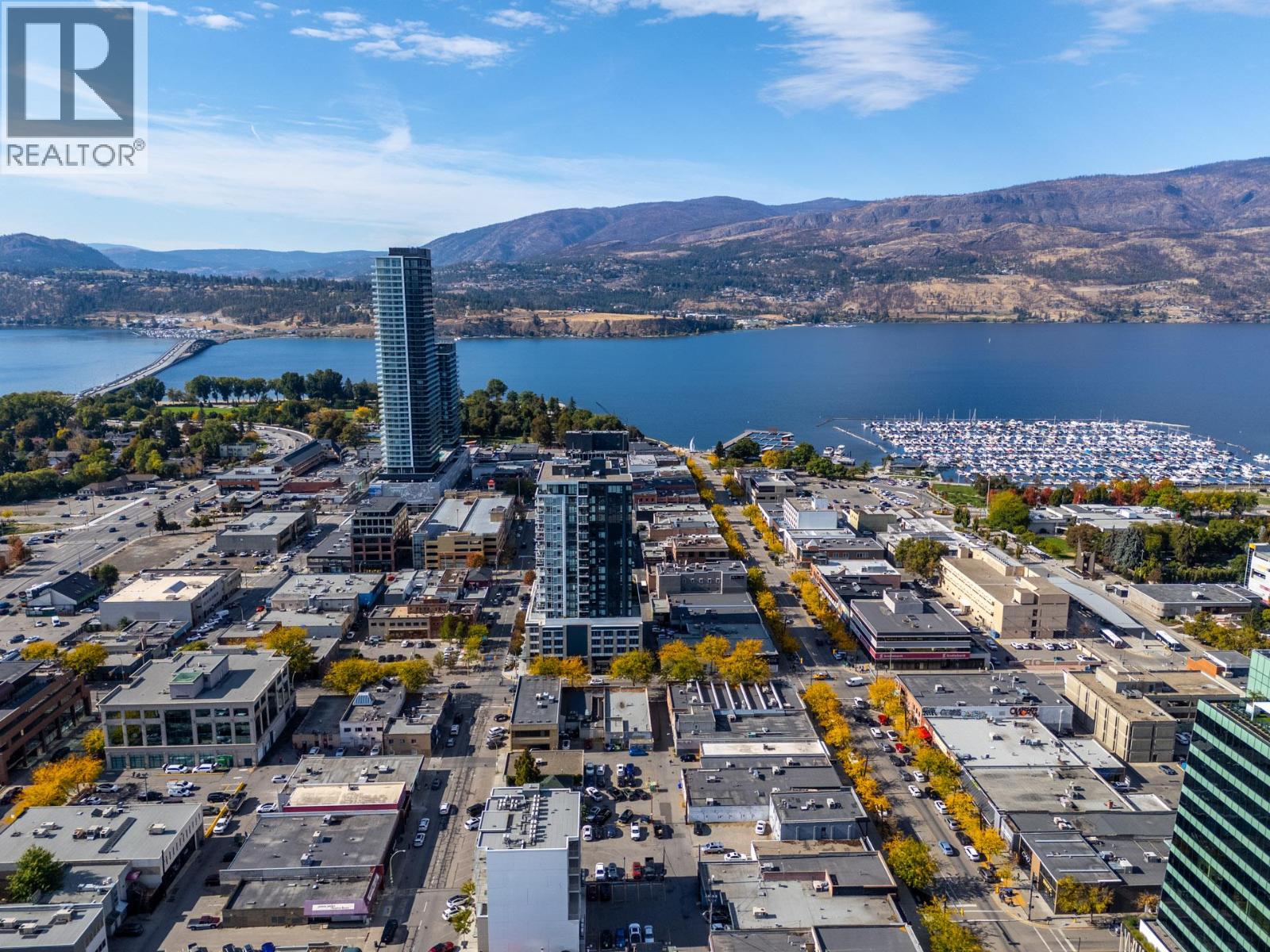 802 1588 Ellis Street, Kelowna