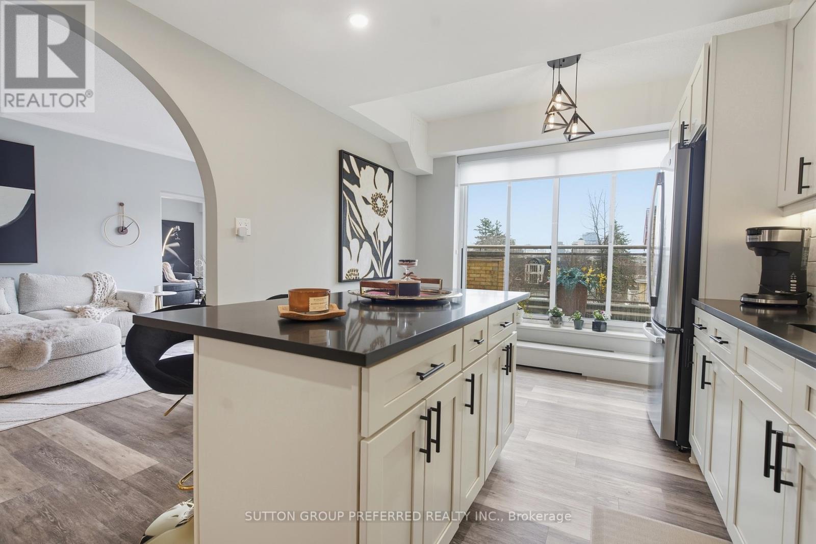 #310 250 SYDENHAM STREET - 15