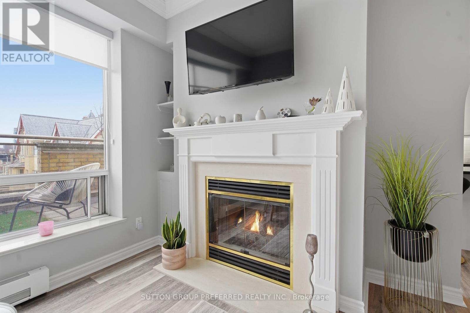 #310 250 SYDENHAM STREET - 19