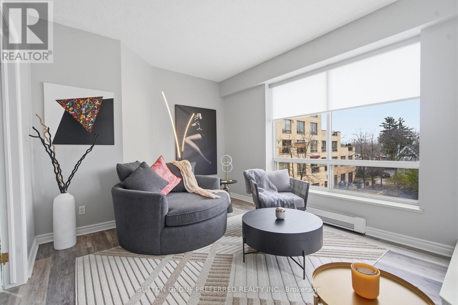 #310 250 SYDENHAM STREET - 21