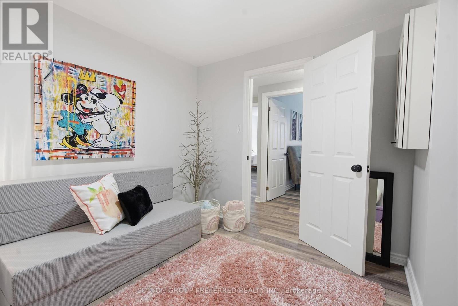 #310 250 SYDENHAM STREET - 27