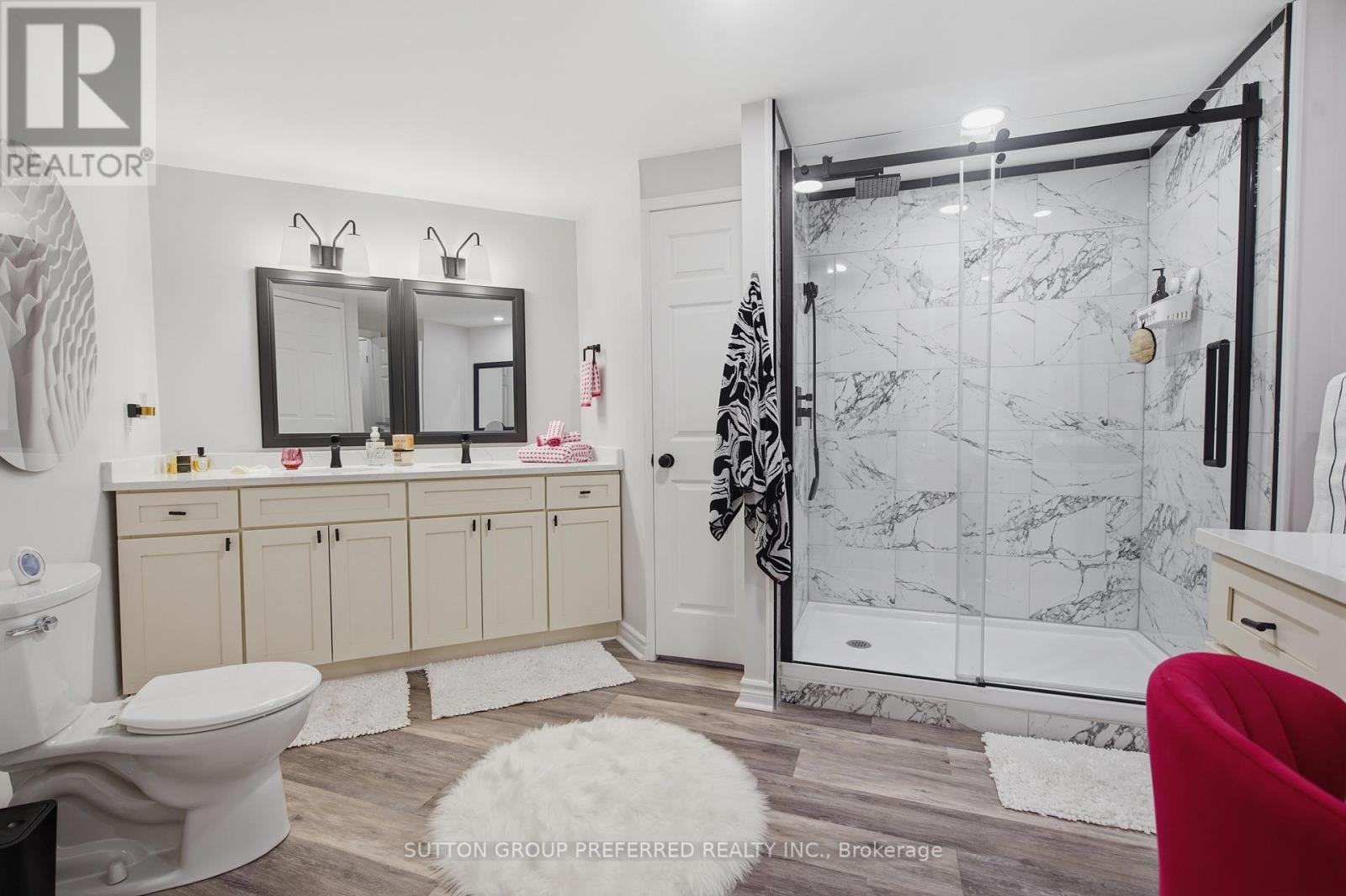 #310 250 SYDENHAM STREET - 31