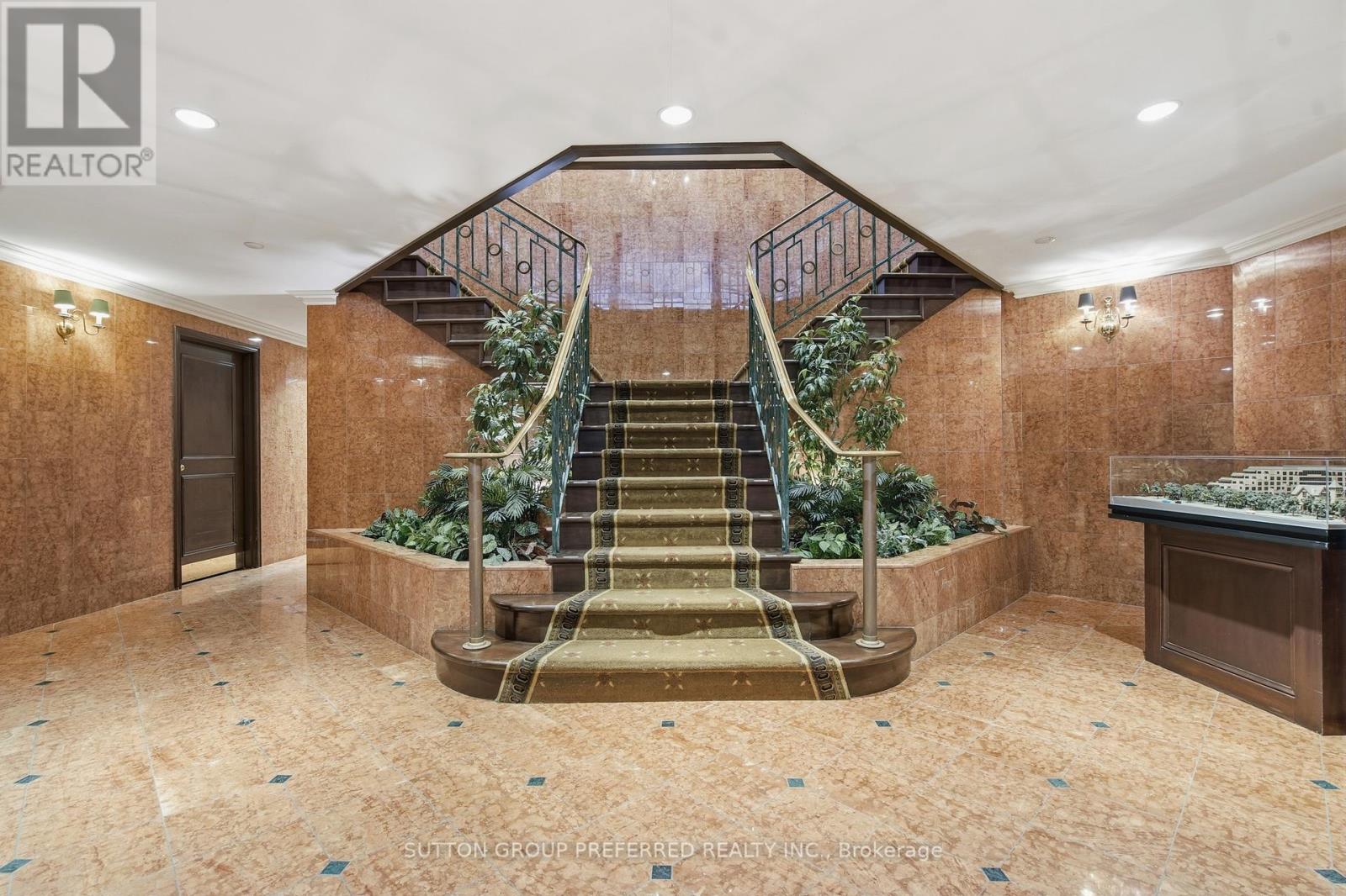 #310 250 SYDENHAM STREET - 40