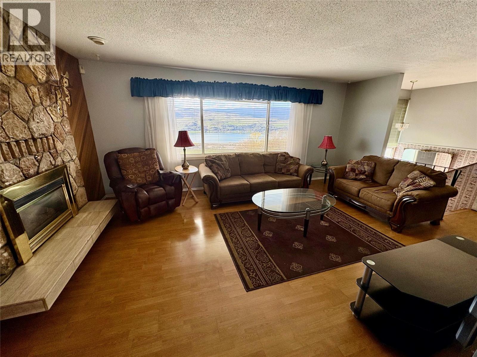 6827 Herry Road, Vernon