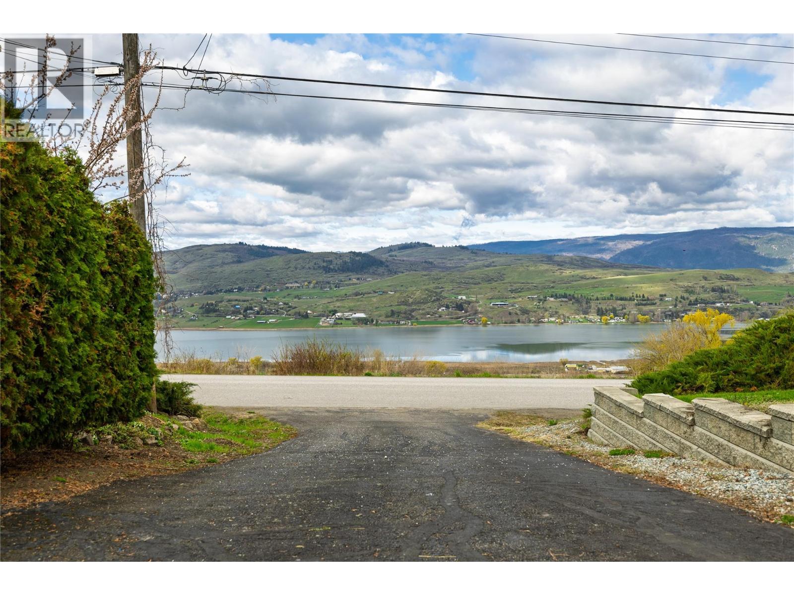 6827 Herry Road, Vernon