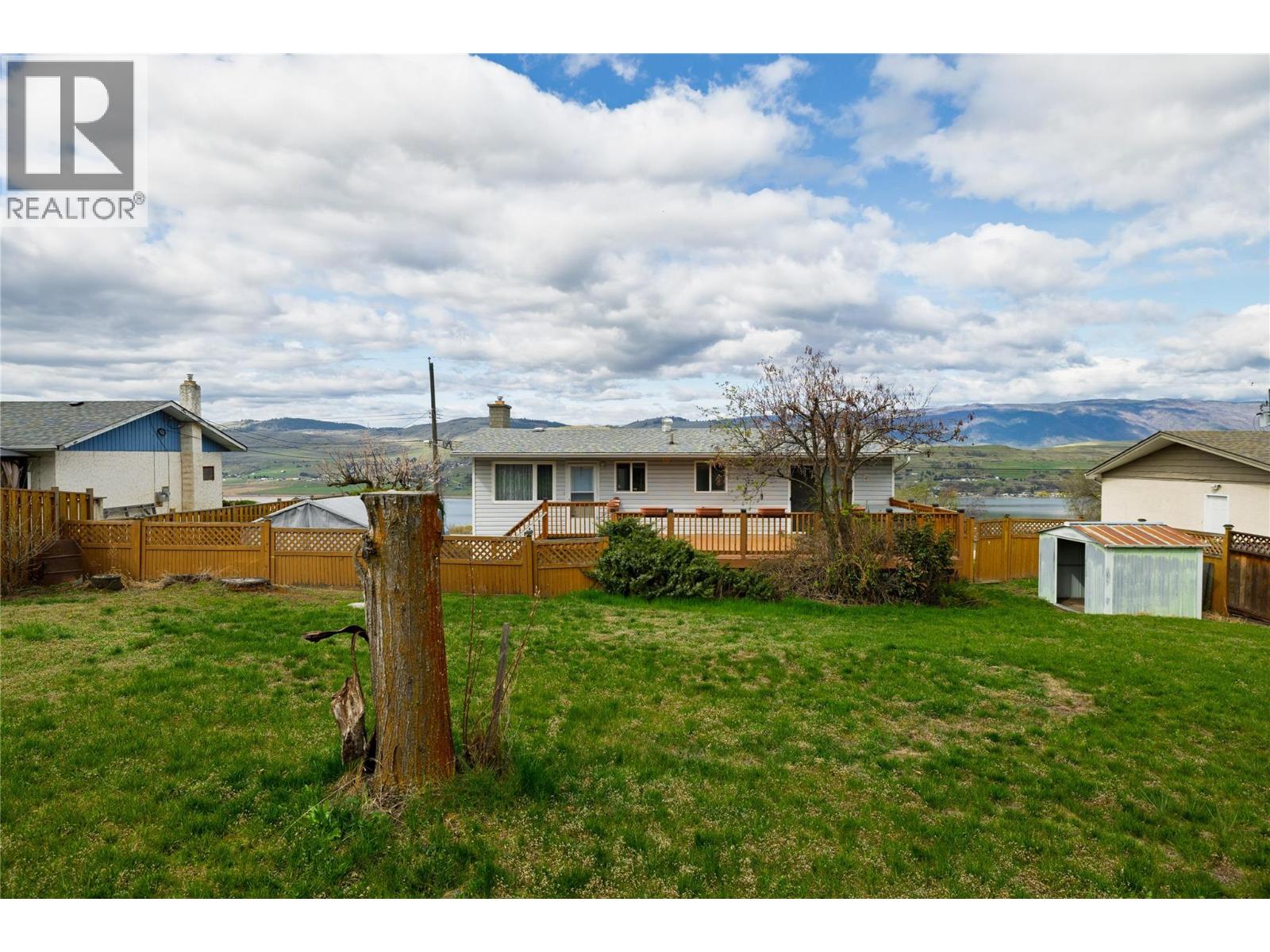 6827 Herry Road, Vernon