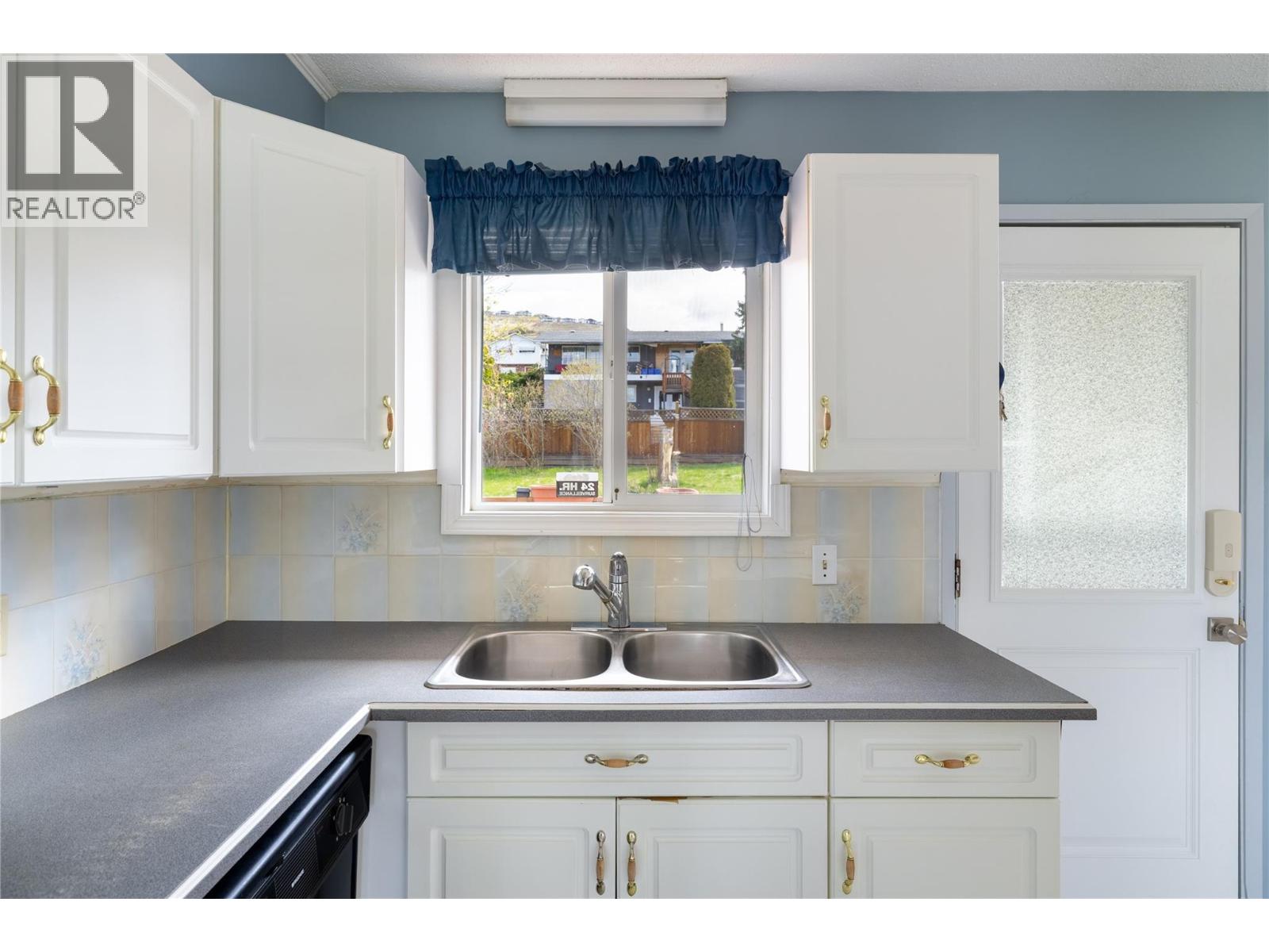 6827 Herry Road, Vernon