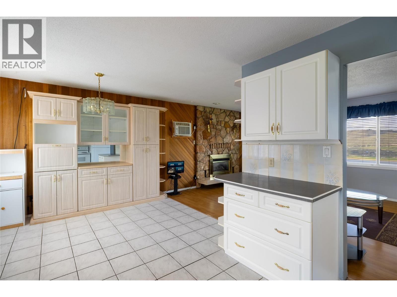 6827 Herry Road, Vernon