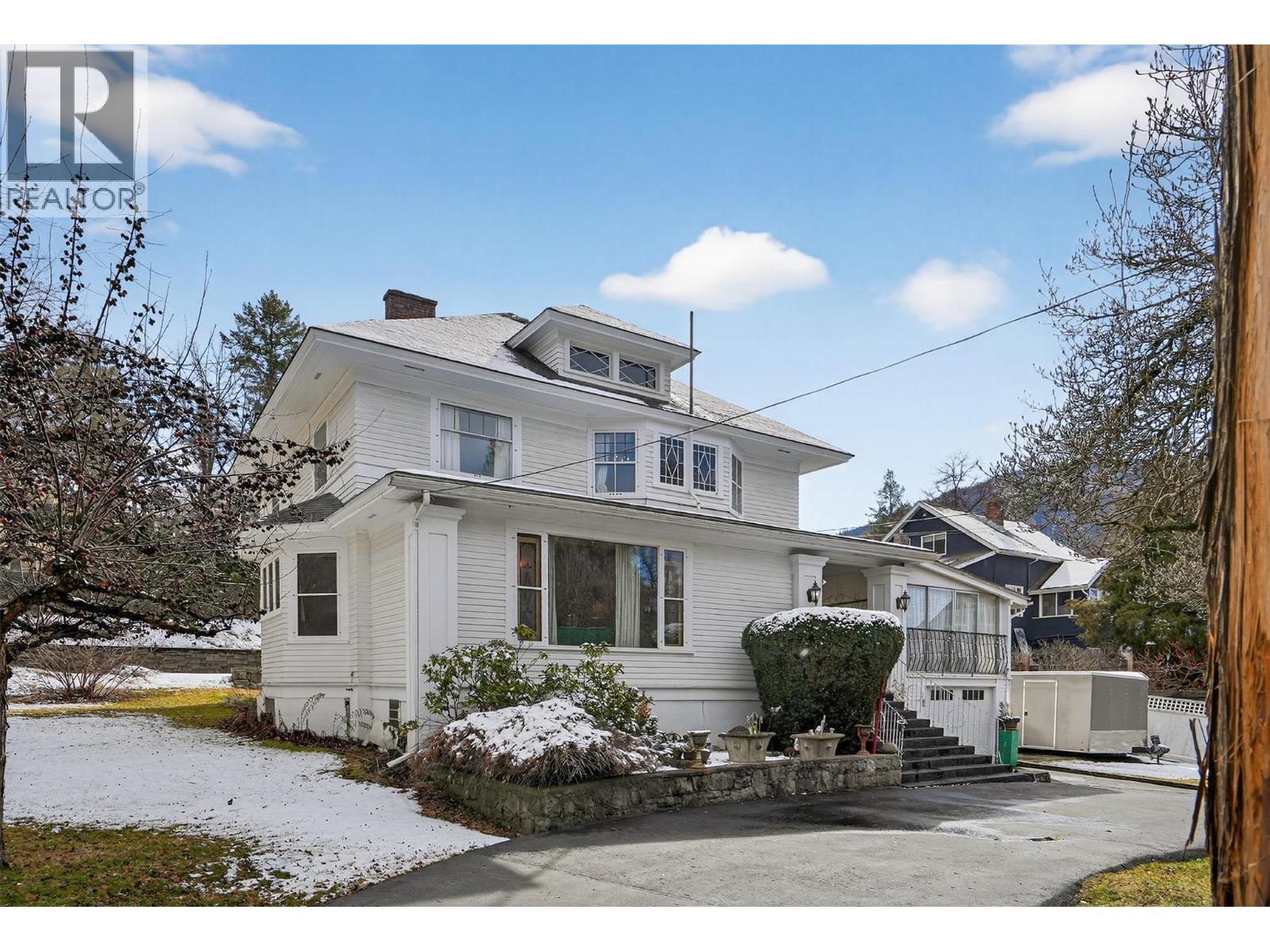 312 LATIMER STREET - Image 2