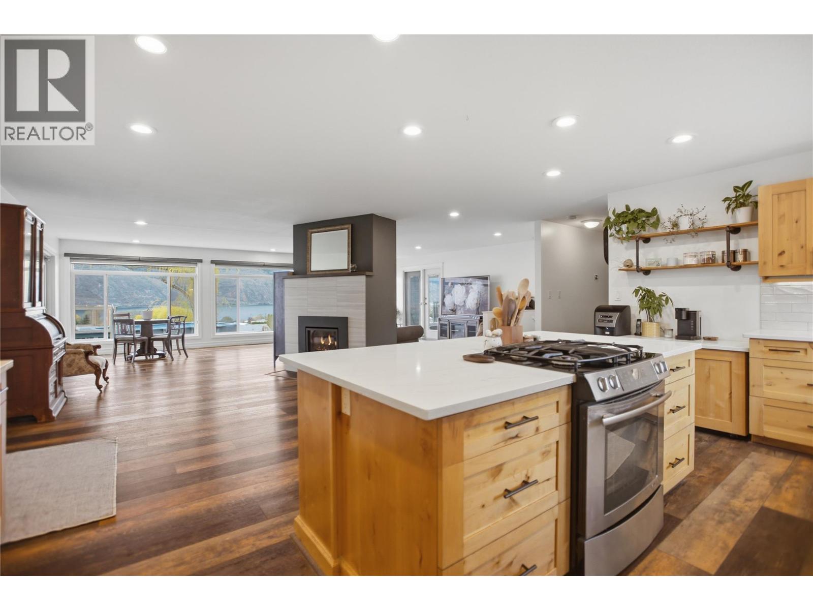 6998 VISTA DRIVE - 22