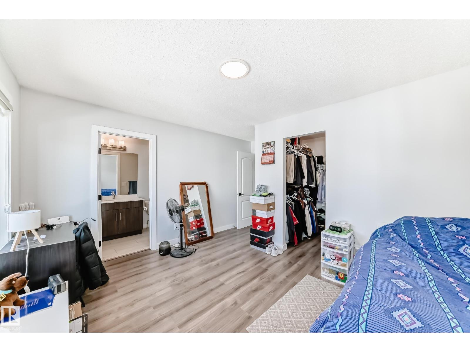 #82 11910 35 AV SW - 28