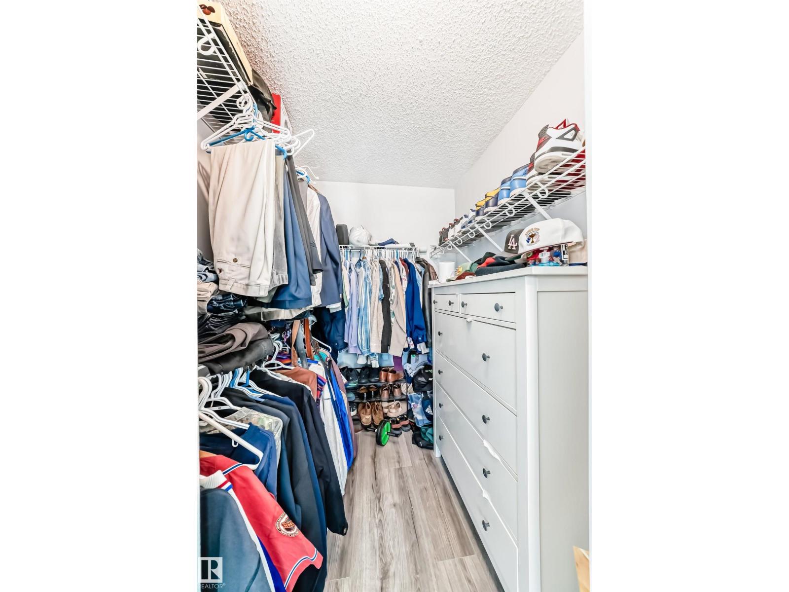 #82 11910 35 AV SW - 31