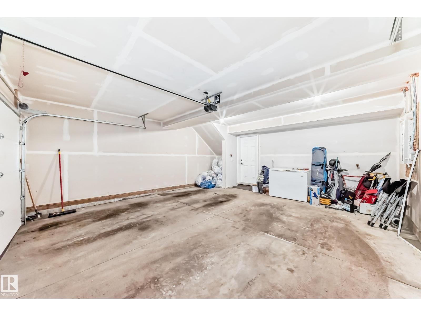 #82 11910 35 AV SW - 41